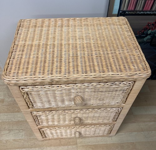 Honey color drawer - honey, night