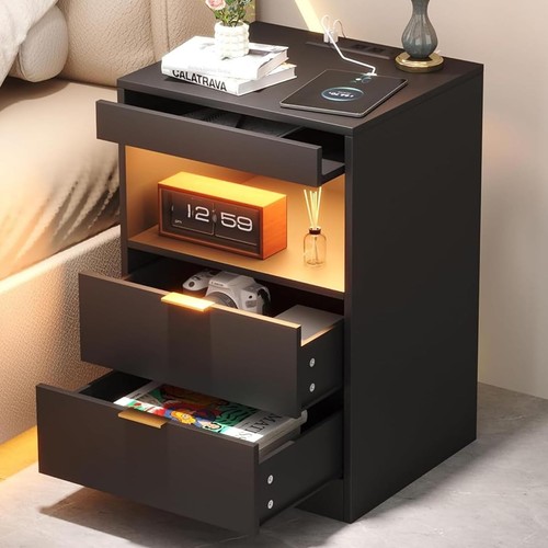 Night stand with gun - night, &